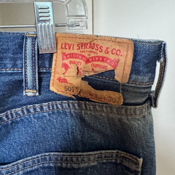 LEVIS JEAN 501 BUTTON FLY SIZE 38 X 30 NW STRAIGHT 100% COTTON - Picture 1 of 8